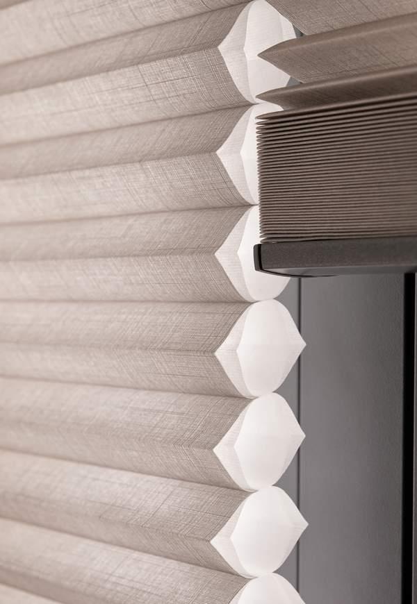 De isolerende honingraatstructuur | Duette® Architella® shades | LPN 9401